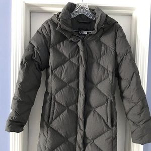Women’s 550 North face Parka Size S